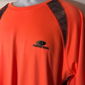 NWT Mossy Oak Size Large Top